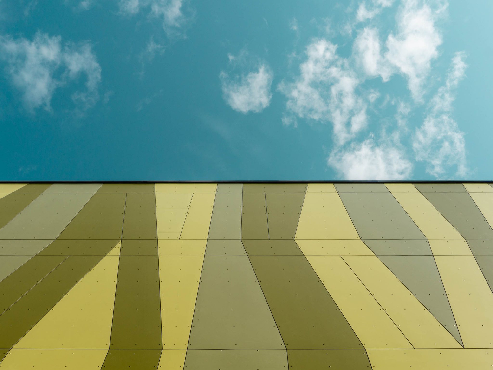 Монтаж вентилируемых фасадов из фиброцементных плит Киев