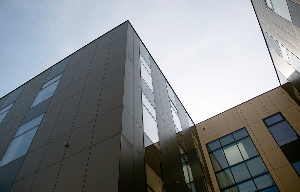 Монтаж вентилируемых фасадов из фиброцементных плит Киев